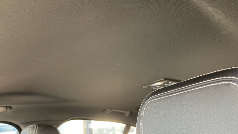 Jaguar XE 2.0 D200 R-Dynamic SE 4dr Auto Diesel Saloon